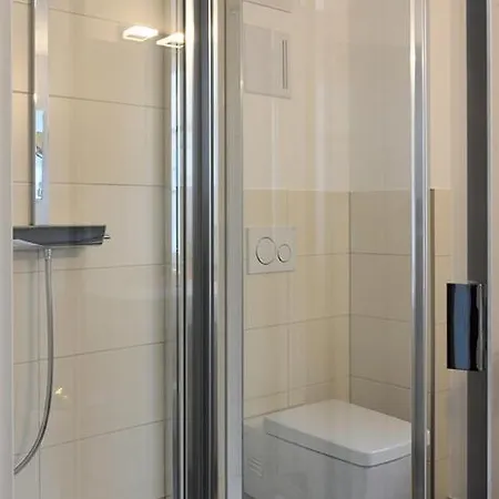 Adler Boutique Und Restaurant